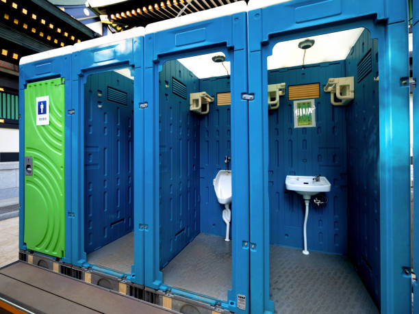 Porta potty delivery and setup in Antlers, OK