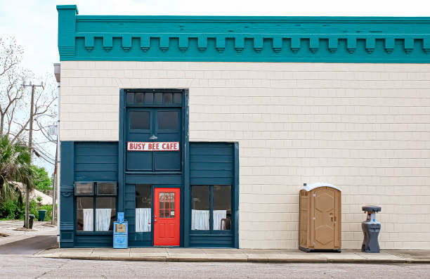 Best Portable toilet rental cost  in Antlers, OK